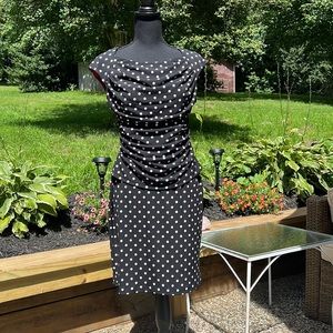 Wiggle polka dot dress
